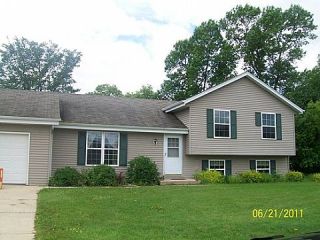 Foreclosed Home - 107 LINCOLN CT, 53004