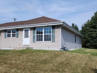 Foreclosed Home - 1442 ORIOLE DR, 53027