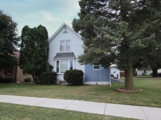 Foreclosed Home - 1041 6TH ST, 53042