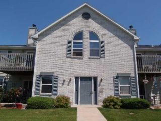Foreclosed Home - N25w24069 River Park Dr, 53072