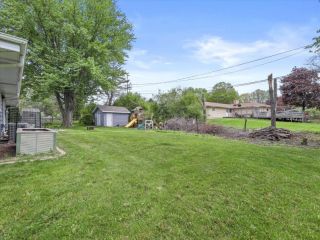 Foreclosed Home - N136W20717 BONNIWELL RD, 53076