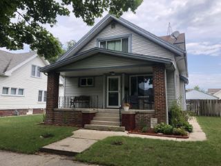 Foreclosed Home - 1128 DILLINGHAM AVE, 53081