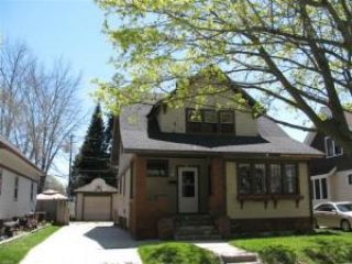 Foreclosed Home - 921 BELL AVE, 53083