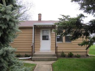 Foreclosed Home - 3215 N 13TH ST, 53083