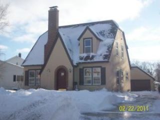 Foreclosed Home - 119 ROCHESTER DR, 53085