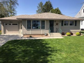 Foreclosed Home - 944 FOND DU LAC AVE, 53085