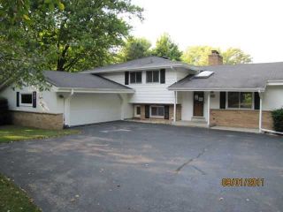 Foreclosed Home - 4332 W GRACE AVE, 53092