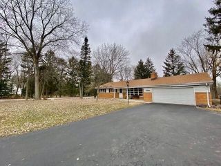 Foreclosed Home - 706 W MEQUON RD, 53092