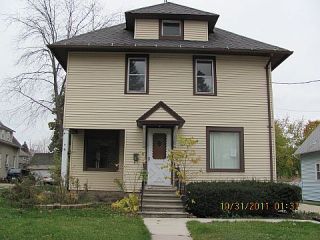 Foreclosed Home - 134 N 9TH AVE, 53095