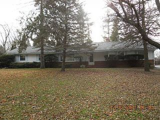 Foreclosed Home - 8717 W SUNNYVALE RD, 53097