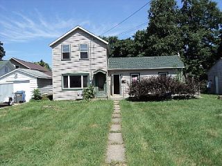 Foreclosed Home - 304 E GREEN ST, 53098
