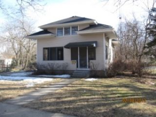 Foreclosed Home - 1138 RACINE ST, 53115