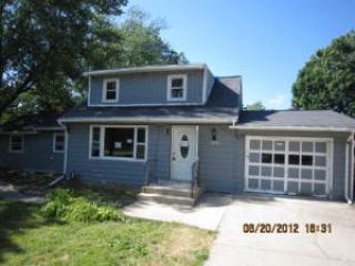 Foreclosed Home - W1366 FAIRVIEW RD, 53128