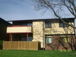 Foreclosed Home - 7911 S 68TH ST UNIT 102, 53132
