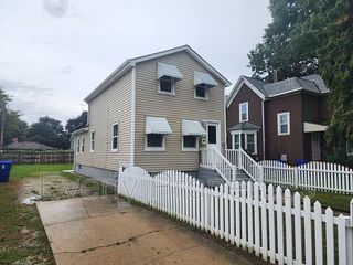 Foreclosed Home - 6311 11TH AVE, 53143