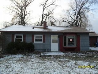 Foreclosed Home - 10571 S ALTON RD, 53154