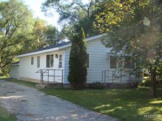 Foreclosed Home - 614 N 1ST ST, 53156