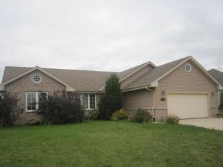 Foreclosed Home - 10001 Cooper Rd, 53158