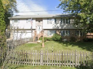 Foreclosed Home - 26940 90TH ST, 53168
