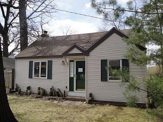 Foreclosed Home - 621 N RIVERSIDE DR, 53170