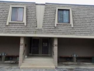 Foreclosed Home - 3333 5TH AVE UNIT 3G, 53172