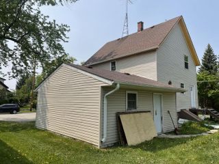 Foreclosed Home - 2905 97TH ST, 53177