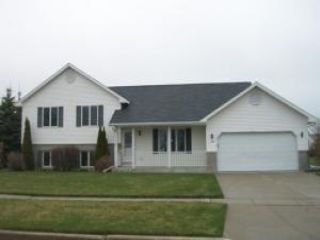 Foreclosed Home - 544 AUTUMN DR, 53184
