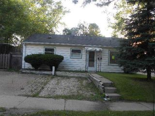 Foreclosed Home - 944 BLACKSTONE AVE, 53186