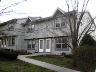 Foreclosed Home - 1823 PARAMOUNT DR APT A, 53186