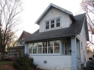 Foreclosed Home - 106 Columbia Ave, 53186