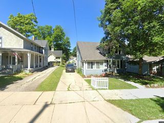Foreclosed Home - 232 N JAMES ST, 53186