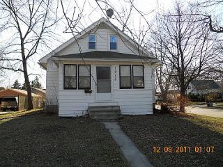 Foreclosed Home - 1925 BUFFALO ST, 53188