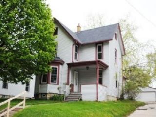 Foreclosed Home - 636 MADISON ST, 53188