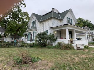 Foreclosed Home - 202 RANDALL ST, 53188