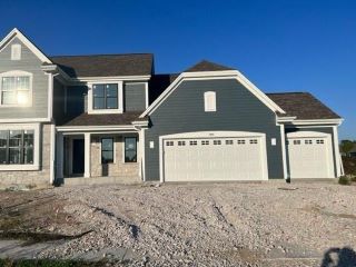 Foreclosed Home - 1601 WHITE DEER TRL, 53189