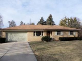 Foreclosed Home - 7123 N 40TH ST, 53209