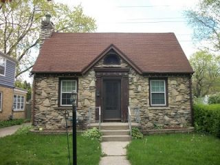 Foreclosed Home - 5771 N ARGYLE AVE, 53209