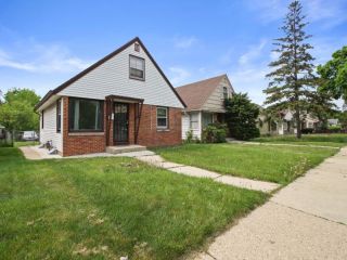 Foreclosed Home - 4829 N SHERMAN BLVD, 53209