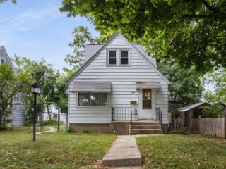 Foreclosed Home - List 100734204