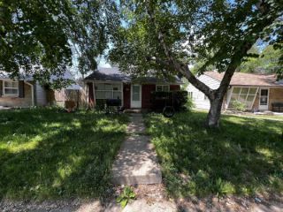 Foreclosed Home - 5779 N 32ND ST, 53209