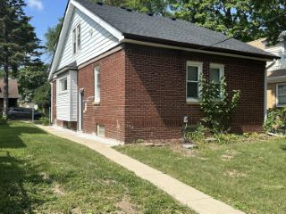 Foreclosed Home - 4532 N 21ST ST, 53209