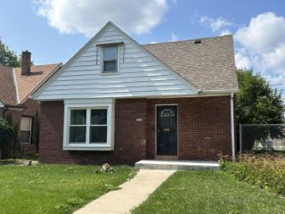 Foreclosed Home - 2307 W OLIVE ST, 53209
