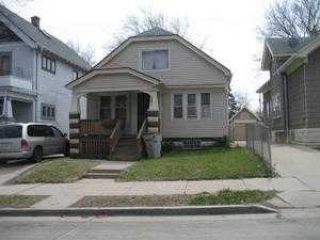 Foreclosed Home - 121 W RING ST, 53212