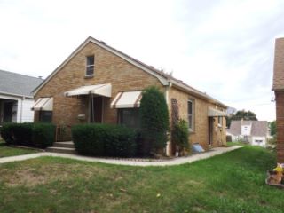 Foreclosed Home - 3246 W RUSKIN ST, 53215
