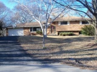 Foreclosed Home - 8684 N MANOR CT, 53217