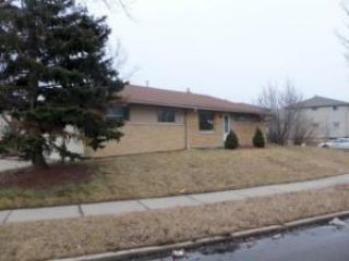 Foreclosed Home - 8235 W WINFIELD AVE, 53218