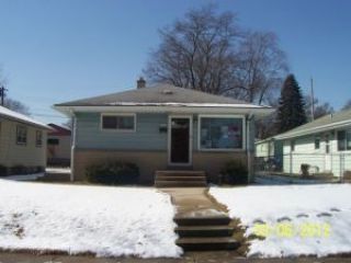 Foreclosed Home - 5637 N 69TH ST, 53218
