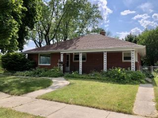 Foreclosed Home - 4727 N 58TH ST, 53218