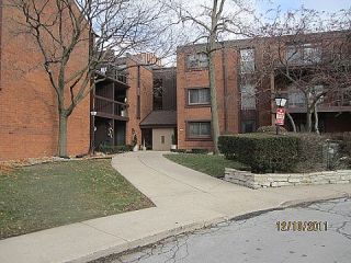 Foreclosed Home - 5200 S TUCKAWAY BLVD UNIT 267D, 53221