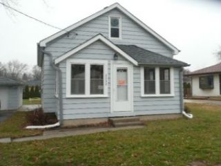 Foreclosed Home - 2232 W KIMBERLY AVE, 53221